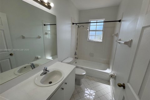 Снять в аренду кондоминиум в Хомстед, Флорида 3 спальни, 98.66м2, № 2065074 - фото 14