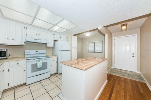 Copropriété à vendre à Saint Petersburg, Floride: 2 chambres, 96.62 m2 № 1898583 - photo 12