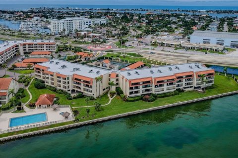 Copropriété à vendre à Saint Petersburg, Floride: 2 chambres, 96.62 m2 № 1898583 - photo 7
