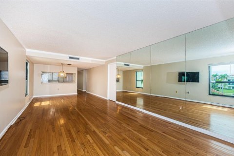 Copropriété à vendre à Saint Petersburg, Floride: 2 chambres, 96.62 m2 № 1898583 - photo 23