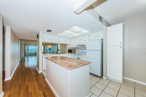 Copropriété à vendre à Saint Petersburg, Floride: 2 chambres, 96.62 m2 № 1898583 - photo 13