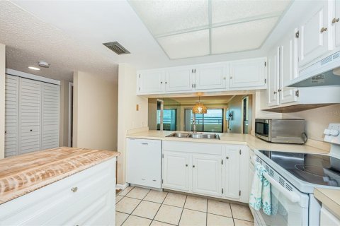 Copropriété à vendre à Saint Petersburg, Floride: 2 chambres, 96.62 m2 № 1898583 - photo 17