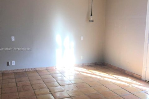 Casa en alquiler en Fort Lauderdale, Florida, 2 dormitorios, 130.06 m2 № 1991068 - foto 15