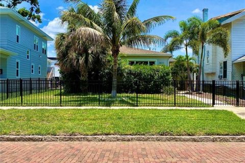Villa ou maison à louer à Saint Petersburg, Floride: 3 chambres, 168.71 m2 № 1786853 - photo 2