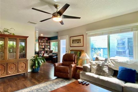 Villa ou maison à louer à Saint Petersburg, Floride: 3 chambres, 168.71 m2 № 1786853 - photo 15