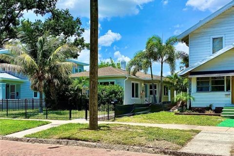Villa ou maison à louer à Saint Petersburg, Floride: 3 chambres, 168.71 m2 № 1786853 - photo 3