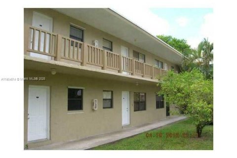 Condominio en alquiler en Cutler Bay, Florida, 1 dormitorio, 62.24 m2 № 1956500 - foto 14
