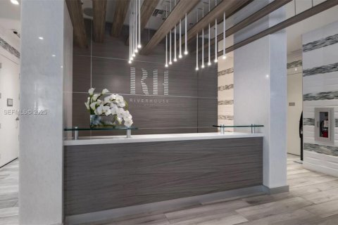 Снять в аренду квартиру в Майами, Флорида 1 спальня, 66.52м2, № 1992458 - фото 2