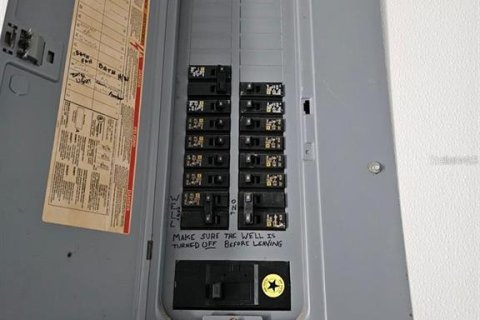 Купить коммерческую недвижимость в Сидар-Ки, Флорида 53.51м2, № 1903187 - фото 11