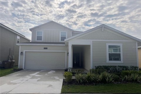 House in Kissimmee, Florida 5 bedrooms, 296.64 sq.m. № 2104963