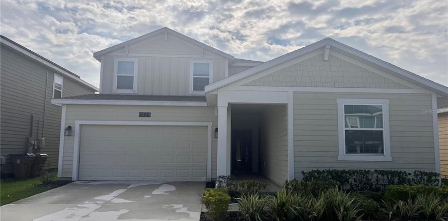 House in Kissimmee, Florida 5 bedrooms, 296.64 sq.m. № 2104963