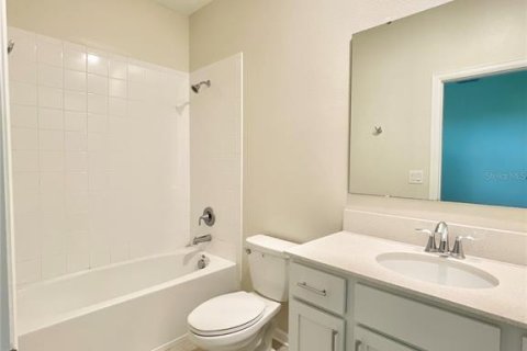 House in Kissimmee, Florida 5 bedrooms, 296.64 sq.m. № 2104963 - photo 12
