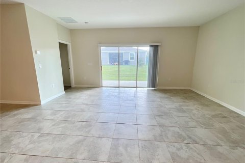 House in Kissimmee, Florida 5 bedrooms, 296.64 sq.m. № 2104963 - photo 3