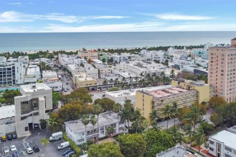 Commercial property in Miami Beach, Florida № 2060956 - photo 23