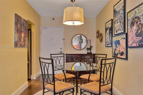 Condominio en venta en Miami Beach, Florida, 1 dormitorio, 77.76 m2 № 2089819 - foto 10