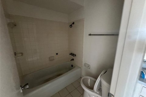 Condominio en venta en Bradenton, Florida, 2 dormitorios, 96.99 m2 № 2202224 - foto 9