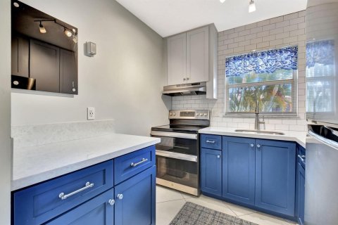 Condo in Boynton Beach, Florida, 2 bedrooms № 2245898 - photo 18