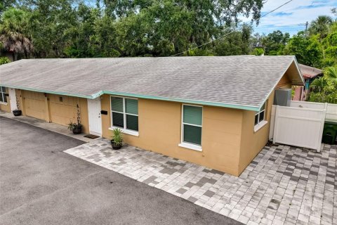 Townhouse in Sarasota, Florida 2 bedrooms, 78.04 sq.m. № 1888632 - photo 25