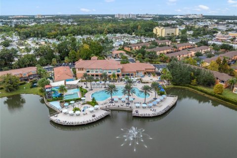 Touwnhouse à vendre à Kissimmee, Floride: 3 chambres, 133.78 m2 № 2098824 - photo 3