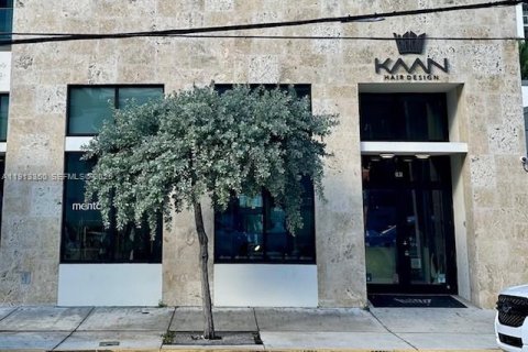 Commercial property in Miami Beach, Florida № 1986991 - photo 6