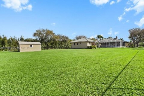 Casa en venta en Plantation, Florida, 7 dormitorios, 390.84 m2 № 2041280 - foto 13