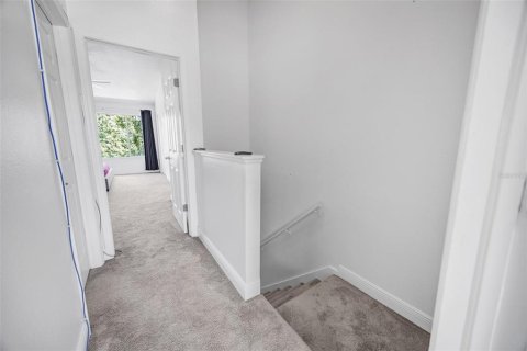 Townhouse in Tampa, Florida 2 bedrooms, 110 sq.m. № 2201470 - photo 22