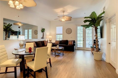 Condo in Celebration, Florida, 2 bedrooms  № 1735153 - photo 6