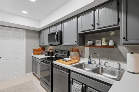 Casa en venta en Sarasota, Florida, 2 dormitorios, 128.67 m2 № 2209656 - foto 7
