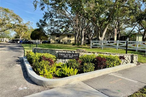 Condo in Sarasota, Florida, 2 bedrooms  № 1542766 - photo 18