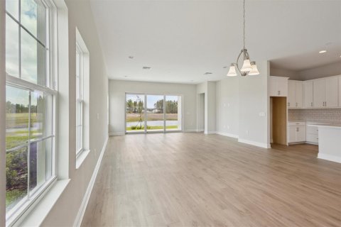 Casa en venta en Zephyrhills, Florida, 2 dormitorios, 200.67 m2 № 1515940 - foto 13