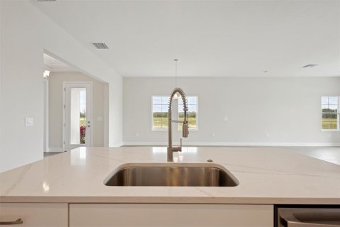 Casa en venta en Zephyrhills, Florida, 2 dormitorios, 200.67 m2 № 1515940 - foto 12