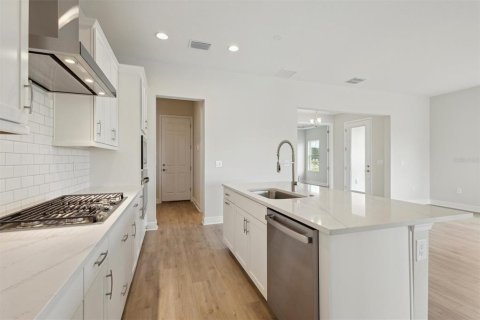 Casa en venta en Zephyrhills, Florida, 2 dormitorios, 200.67 m2 № 1515940 - foto 9