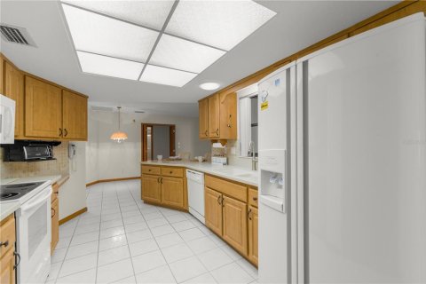 Villa ou maison à vendre à Ocala, Floride: 3 chambres, 215.9 m2 № 2399087 - photo 8