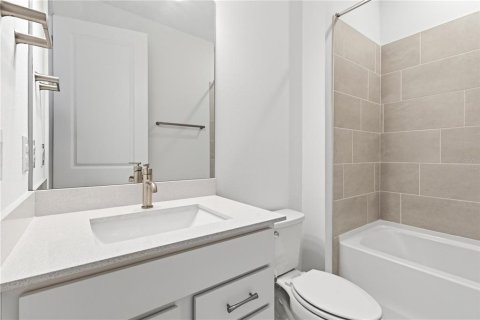 Купить виллу или дом в Ривервью, Флорида 10 комнат, 286.51м2, № 2097780 - фото 27