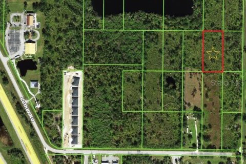 Terreno en venta en Punta Gorda, Florida № 1777309 - foto 1