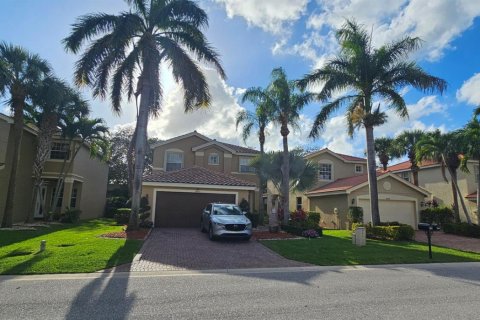 Villa ou maison à louer à Boynton Beach, Floride: 3 chambres, 171.22 m2 № 2168664 - photo 2