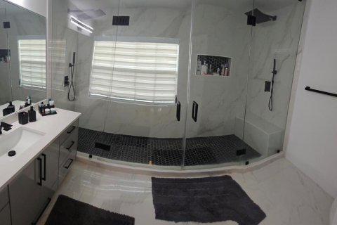 Villa ou maison à louer à Boynton Beach, Floride: 3 chambres, 171.22 m2 № 2168664 - photo 16