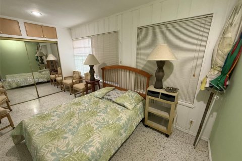Casa en venta en Miami, Florida, 3 dormitorios, 199.09 m2 № 2003862 - foto 12