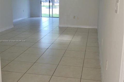 Condominio en venta en Homestead, Florida, 3 dormitorios, 102.1 m2 № 1739316 - foto 4