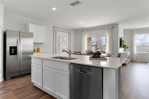Villa ou maison à vendre à Haines City, Floride: 4 chambres, 169.83 m2 № 2419057 - photo 5