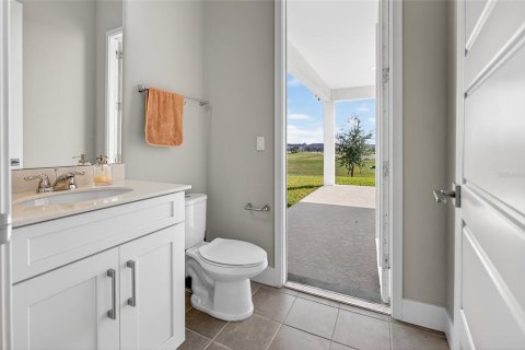 House in Winter Garden, Florida 4 bedrooms, 292.08 sq.m. № 2103822 - photo 15