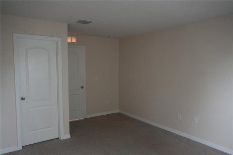 Adosado en venta en Brandon, Florida, 3 dormitorios, 172.8 m2 № 2149562 - foto 14