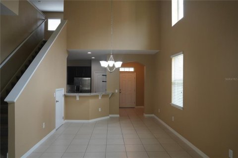 Adosado en venta en Brandon, Florida, 3 dormitorios, 172.8 m2 № 2149562 - foto 7