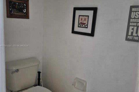 Touwnhouse à vendre à Homestead, Floride: 3 chambres, 147.16 m2 № 2146051 - photo 8