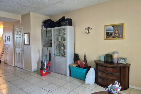 Touwnhouse à vendre à Homestead, Floride: 3 chambres, 147.16 m2 № 2146051 - photo 7