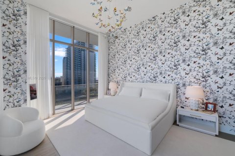 Condo in Miami, Florida, 4 bedrooms № 2052073 - photo 23
