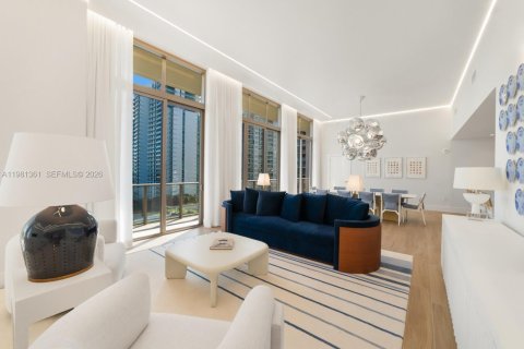 Condo in Miami, Florida, 4 bedrooms № 2052073 - photo 8