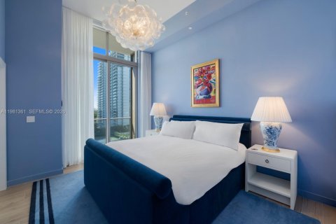 Condo in Miami, Florida, 4 bedrooms № 2052073 - photo 27