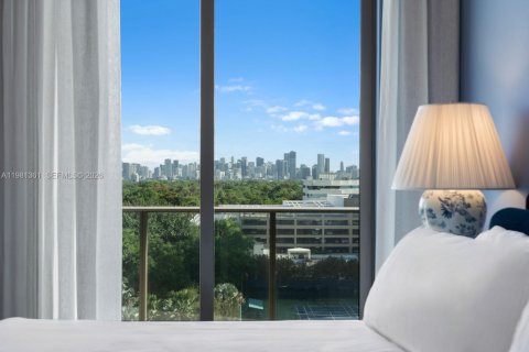 Condo in Miami, Florida, 4 bedrooms № 2052073 - photo 28