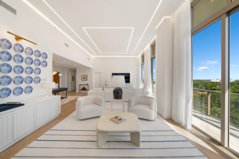 Condo in Miami, Florida, 4 bedrooms № 2052073 - photo 5